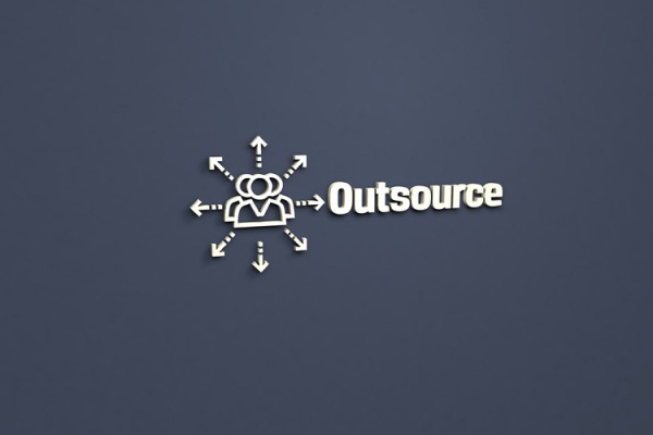 controlling-business-through-IT-outsourcing